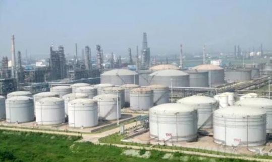 탱크 내 자기변형 액체 레벨 센서의 장단점